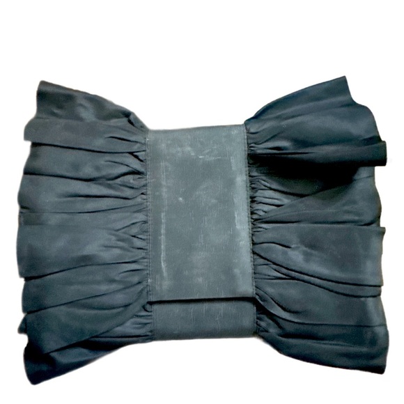 VINTAGE CHRISTIAN DIOR RUFFLE CLUTCH BAG

-SHOWS WEAR - Picture 1 of 4